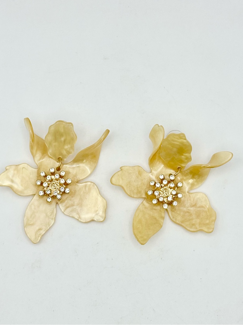 Brielle Soft Yellow Flower Statement Earrings - Picture 2 of 6